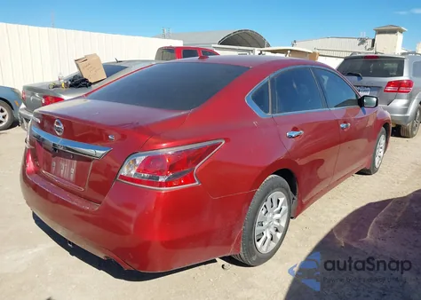 2015 Nissan Altima 2.5 S from USA, damaged, VIN 1N4AL3AP1FN877381